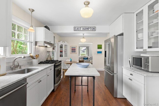 98 Sherrill Rd