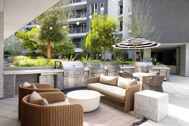 Residences at West Edge Grill Area