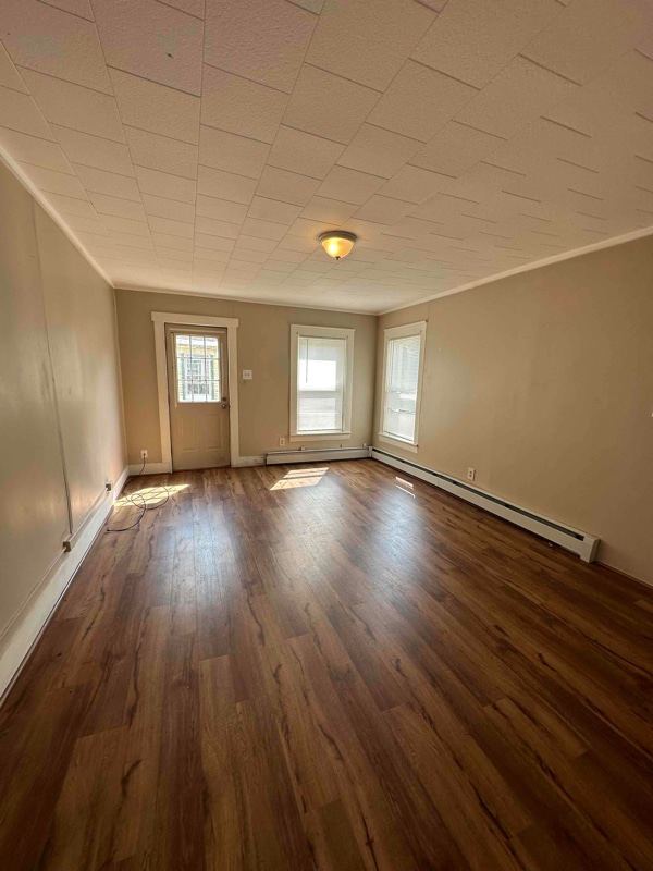 Building Photo - 38 Pine St Rental