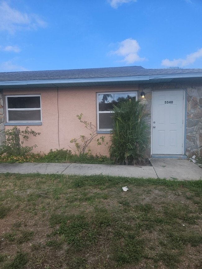 3/2 DUPLEX - 3/2 DUPLEX House