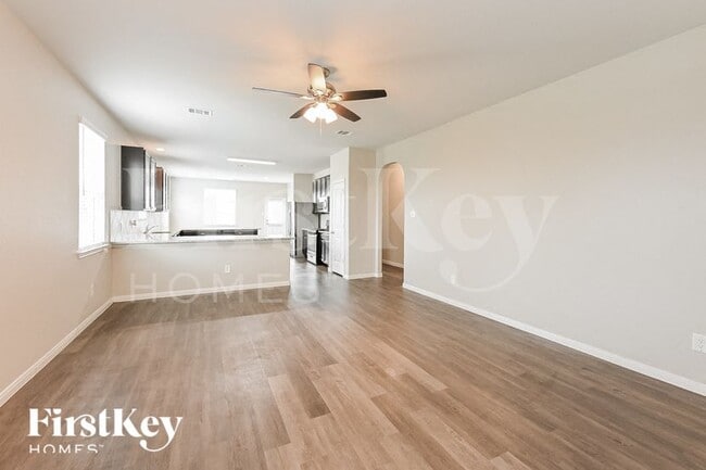 Photo - 24703 Lorenzo Glaze Trail