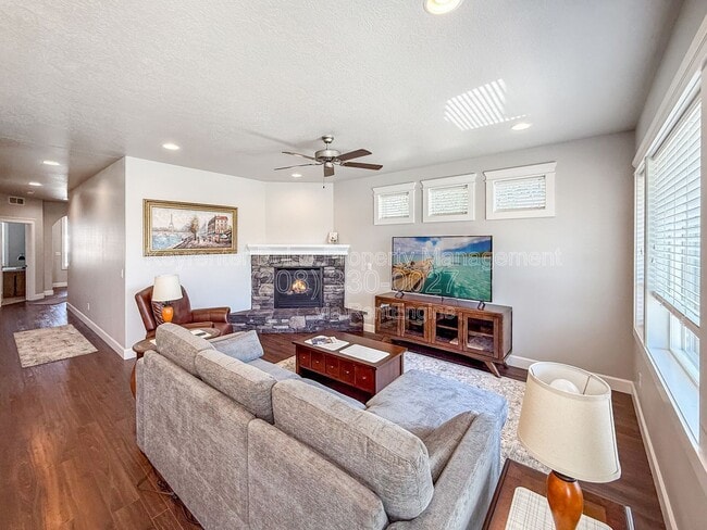 9753 W Wildbranch Dr