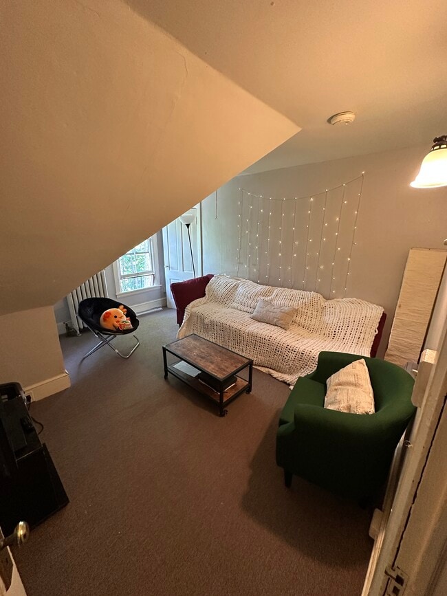 Photo - 116 Osmun Pl Unit 5