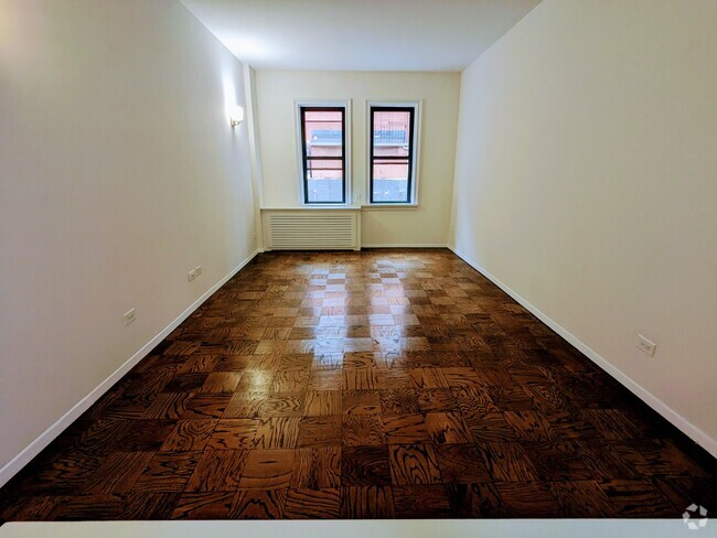 Building Photo - 235 W 22nd St Unit 3K Rental