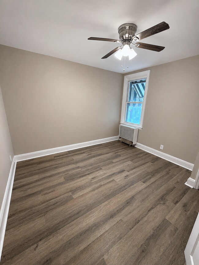 Photo - 104 Willow Spring Rd Unit 1