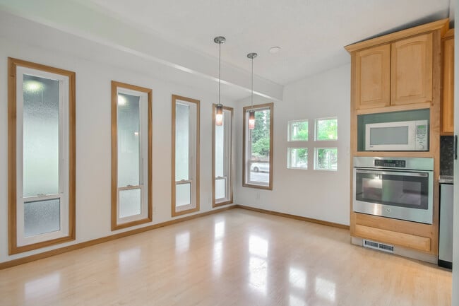 Photo - 4020 156th Ave SE