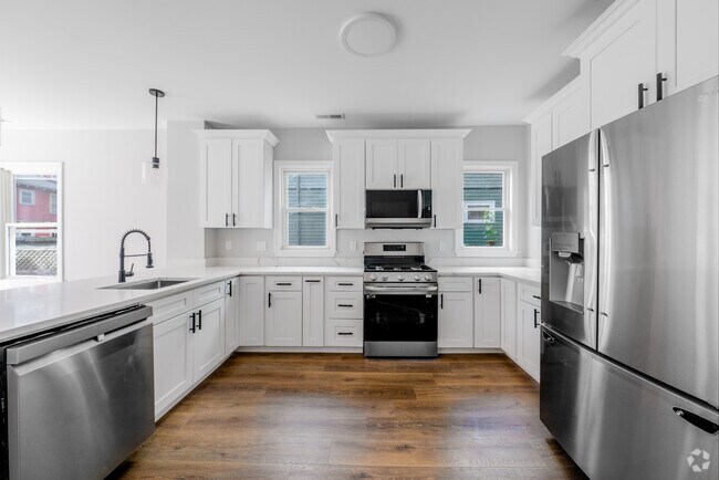 Building Photo - 22 Madison Ave Unit 1 Rental