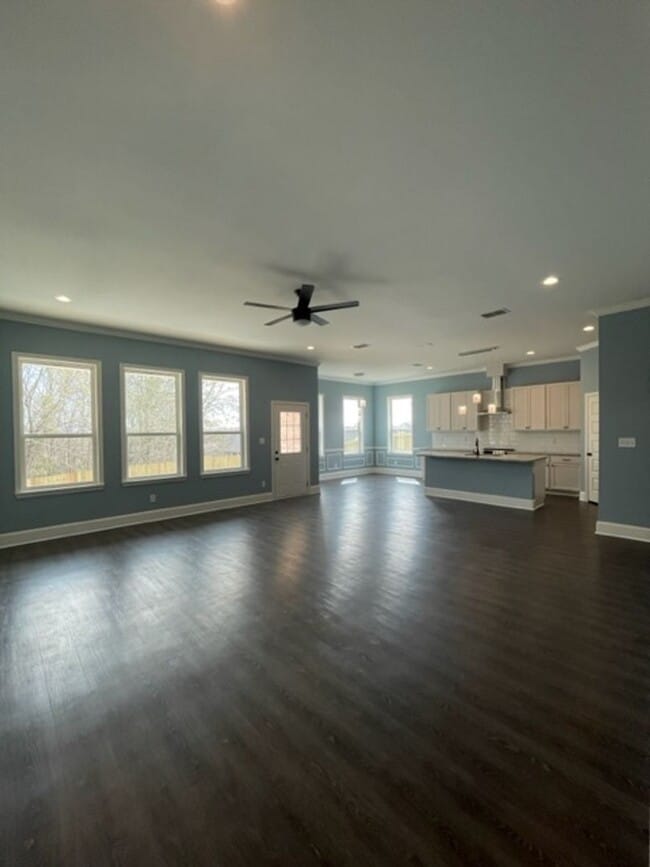 Photo - 1033 Stagecoach Bend