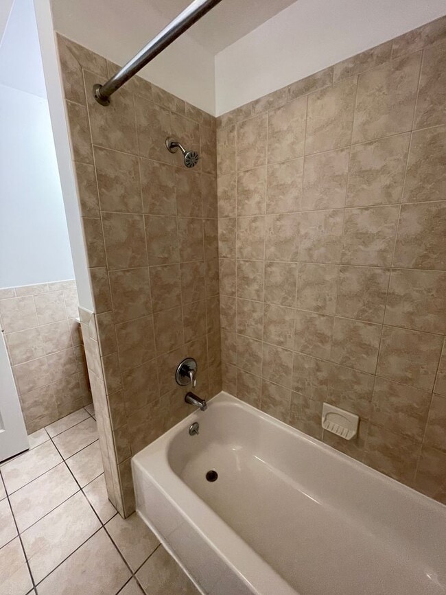 Photo - 41 Dubois St Unit 1