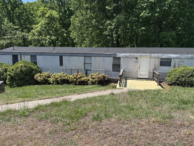 Building Photo - 1473 Brooksouth Dr