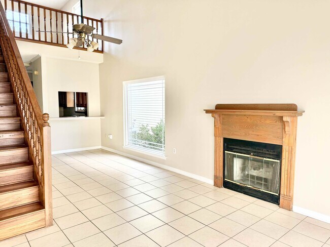 Photo - 5124 Stumberg Ln