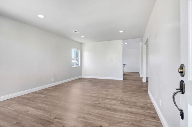 Photo - 9858 Park St Unit Front House