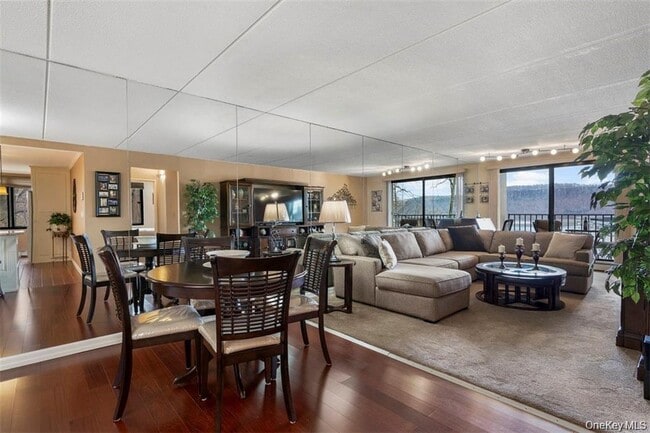 Photo - 1116 Warburton Ave Unidad 2A