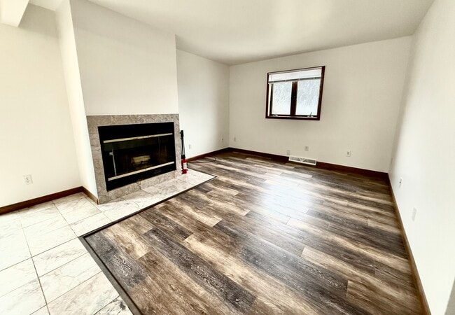 Photo - 2006 Floyd Pl Unidad 4