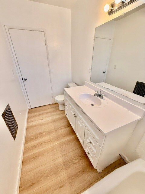 1 BD / 1 BA