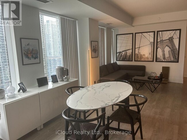 Photo - 480 Front St W Unité 1014