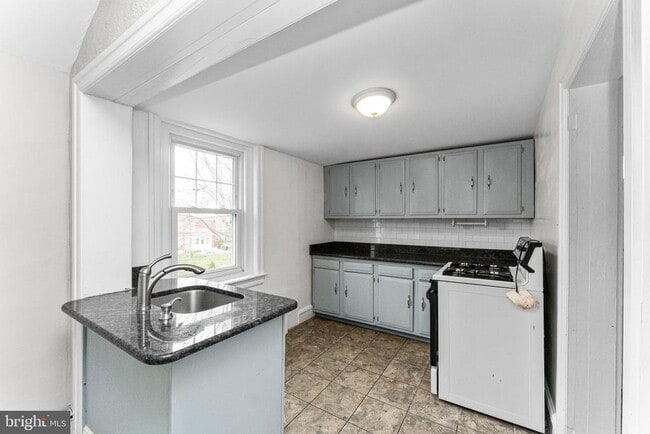 Photo - 255 Noble St