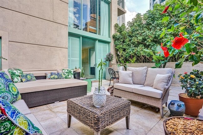 Photo - 3400 SW 27th Ave Unit 206