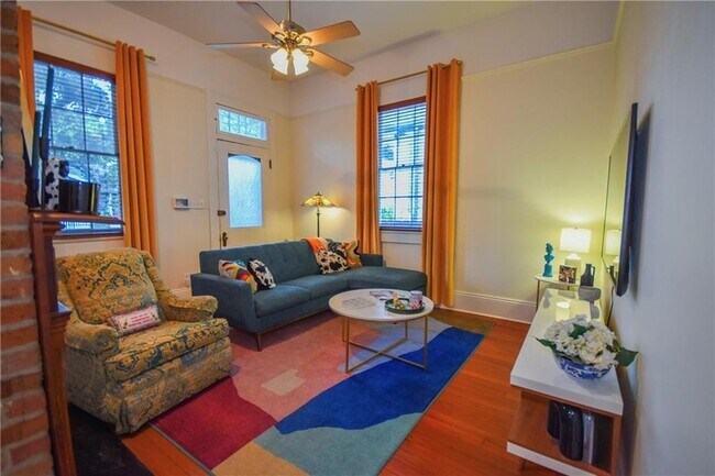 Photo - 4427 Annunciation St