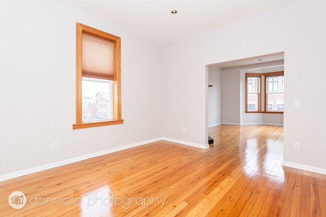 Photo - 2204 N Clybourn Ave Unidad 3