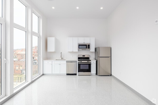 1BR, 1BA - 700SF - Kitchen