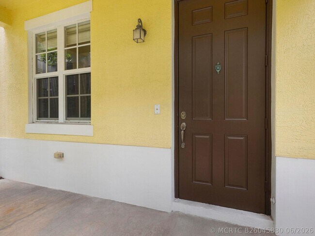 110 W Coda Cir