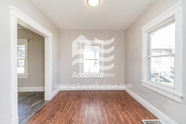 Photo - 161 16th Ave