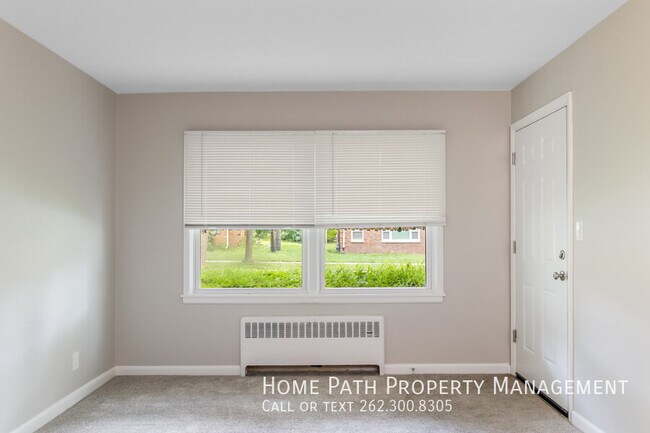 Photo - 3140 S 48th St Unit 1