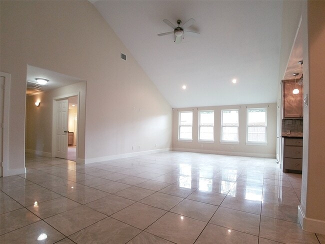 Photo - 7211 Wind Dale St