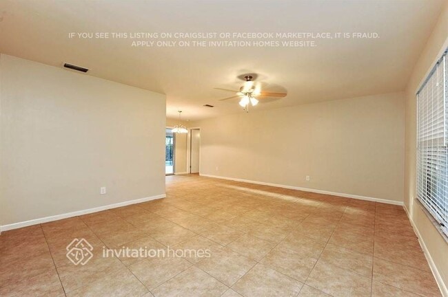 Photo - 1007 Macrae Ave