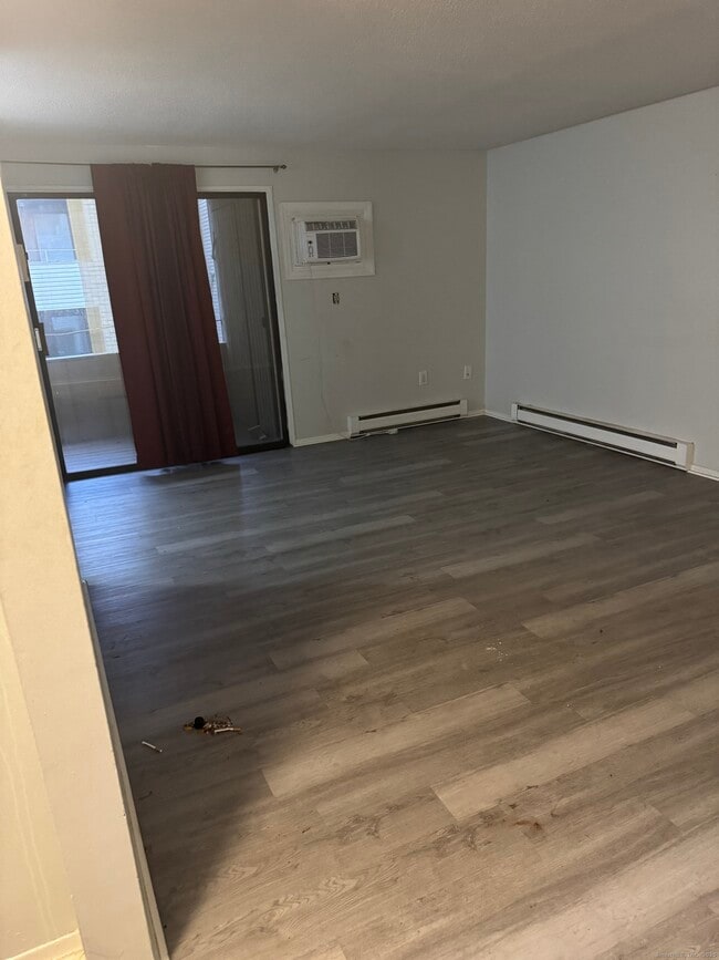 Building Photo - 148 Burgundy Hill Ln Unit 148