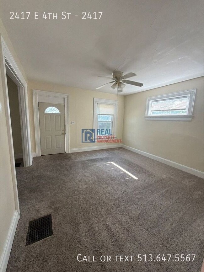 Photo - 2417 E 4th St Unidad 2417