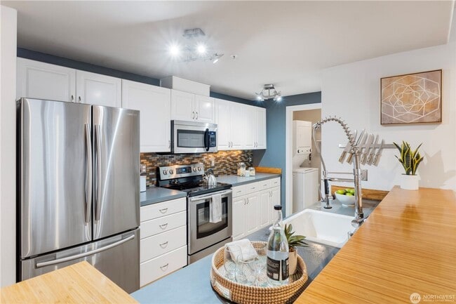 3221 SW Avalon Way Unidad 413