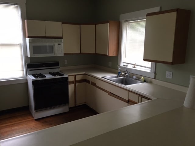 Photo - 3416 Ibsen Ave