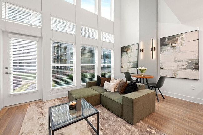 Photo - 230 Bill Kennedy Wy SE Unidad ID1351867P