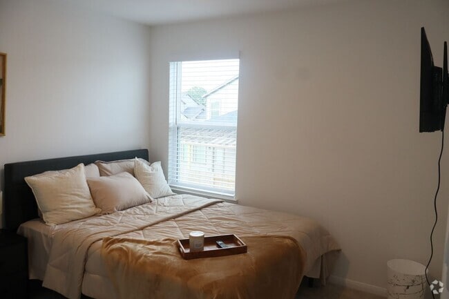 Building Photo - 2711 Misty Mdw Ln Rental