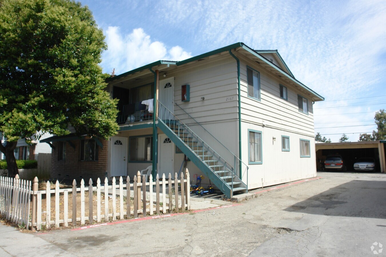 2167 Pasetta Drive - 2167 Pasetta Drive