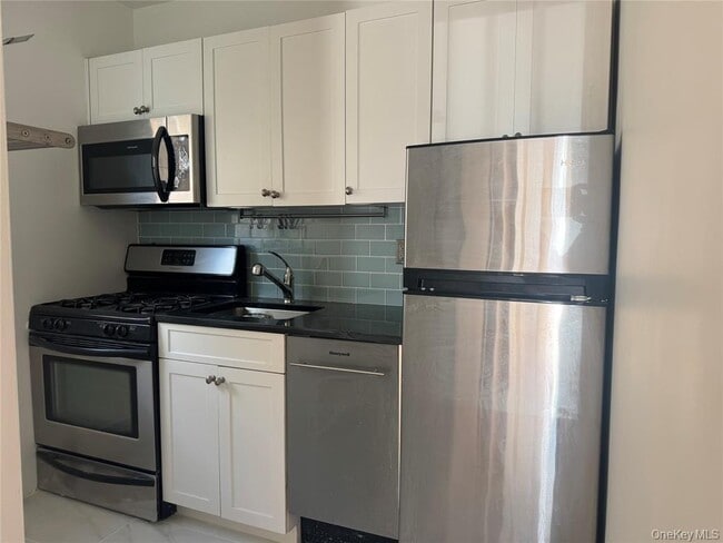Photo - 251 W Broadway Unit 210