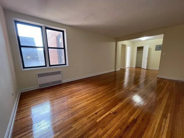 1 bedroom in JACKSON HEIGHTS NY 11372 - 1 bedroom in JACKSON HEIGHTS NY 11372 Condominio Unidad 314