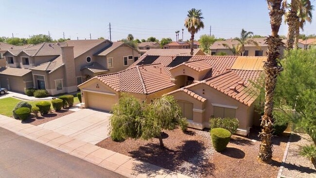Photo - Gorgeous Everything you Need 4Bedroom plus Den Chandler Home!