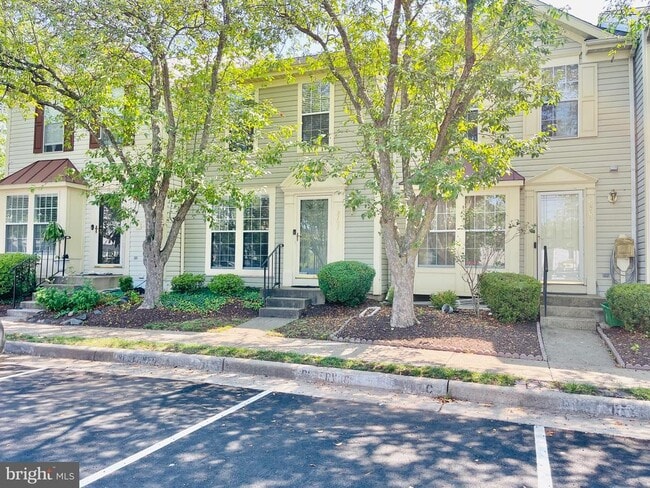 Building Photo - 9703 Sassafras Ct Rental