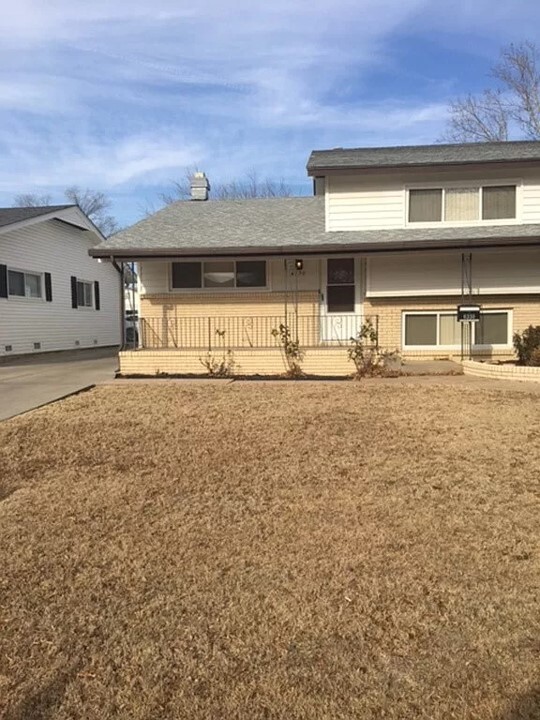 Photo - 6330 E Orme St Townhome