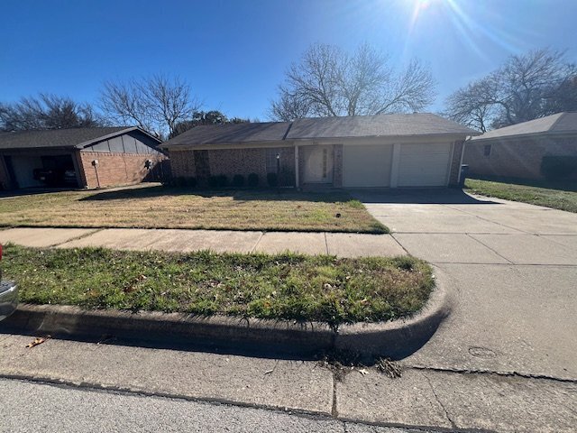 3/2/2 Burleson Home for Lease - - 3/2/2 Burleson Home for Lease -