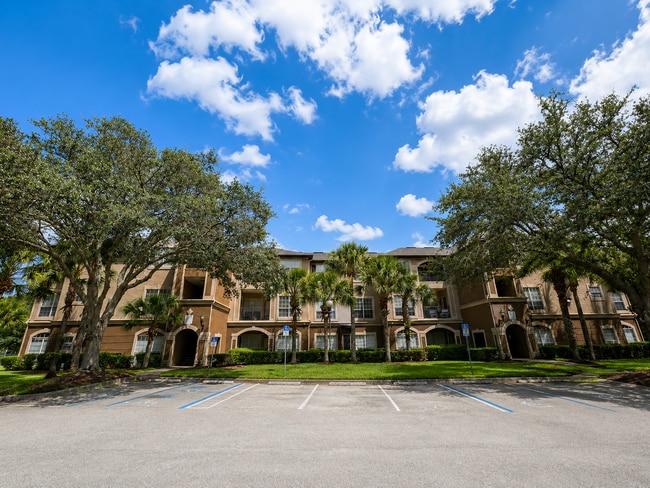 Building Photo - Reserve at James Island Unit 1228