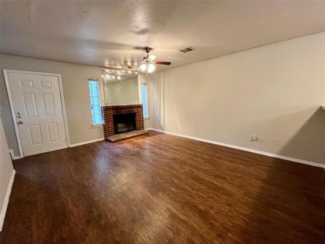 Photo - 1841 River Crossing Cir Unit B