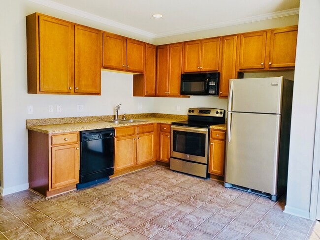 Photo - 651 Ganyard Farm Way