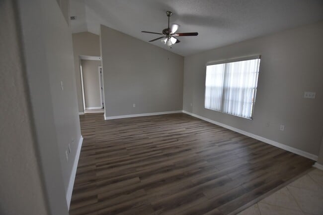 Photo - 2961 Settlers Trail