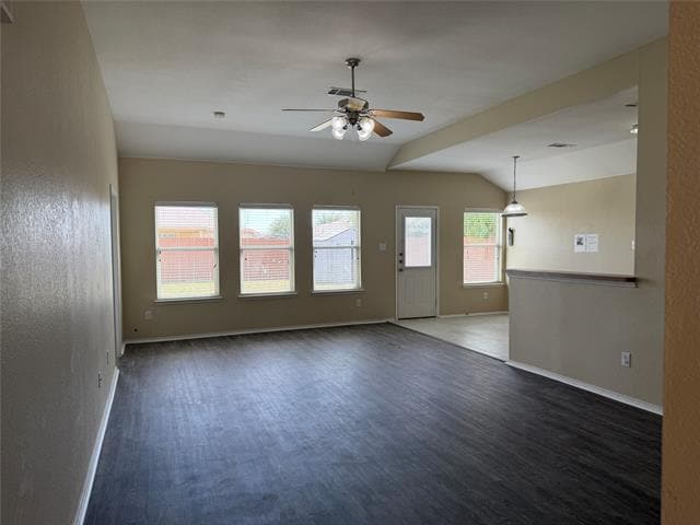 301 Meadow Lark Ln