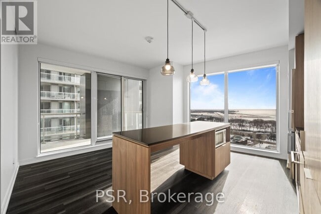 Photo - 25 Ordnance St Unité 1802