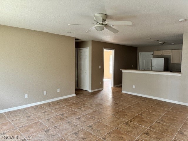 Photo - 5323 30th St SW